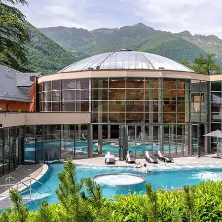 Apartment 2-4 Pers, Terrasse Equipee, Proche Thermes Et Randos - Fr-1-401-311 Cauterets
