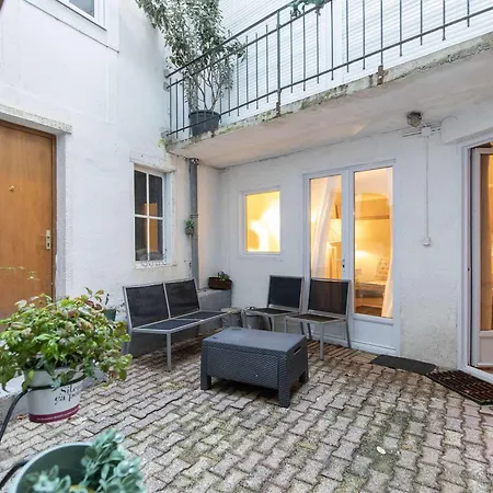 Daire Studio Centre-Ville Pour 4, Terrasse Calme Et Cuisine Equipee - Fr-1-401-311 Cauterets