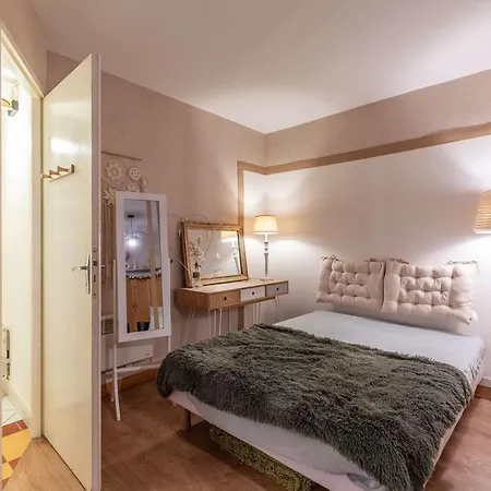 Studio Centre-Ville Pour 4, Terrasse Calme Et Cuisine Equipee - Fr-1-401-311 Daire *